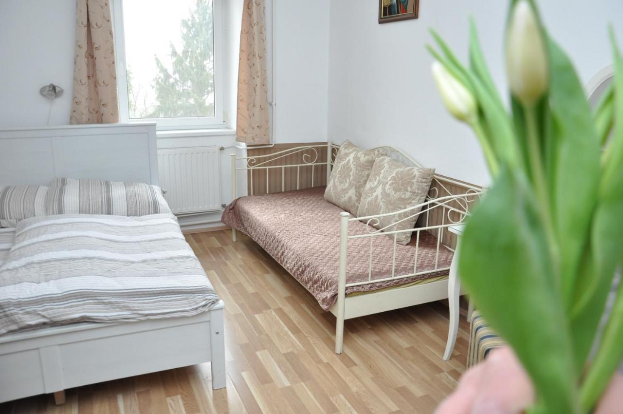 Gloriett Panzio Bed & Breakfast Fertoboz ภายนอก รูปภาพ
