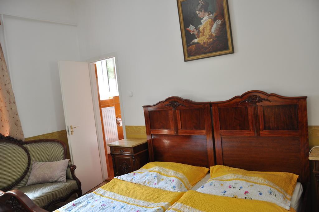 Gloriett Panzio Bed & Breakfast Fertoboz ห้อง รูปภาพ