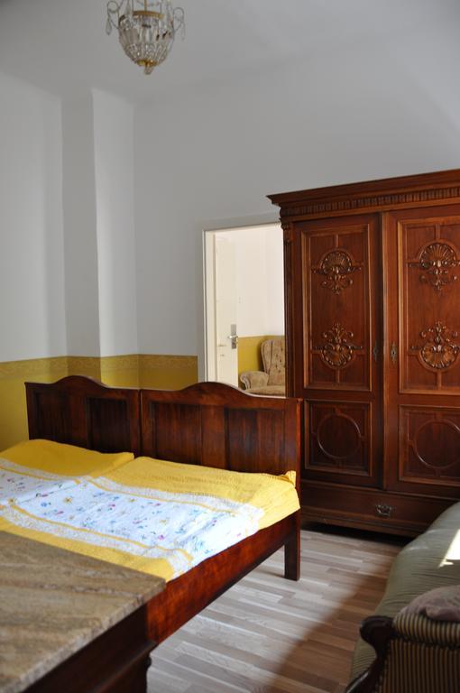 Gloriett Panzio Bed & Breakfast Fertoboz ห้อง รูปภาพ